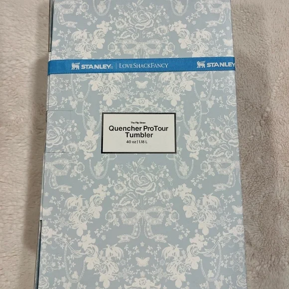 Stanley Love Shack Fancy 40oz Tumbler Toscana Toile Alpine Blue Cup - Picture 6 of 6